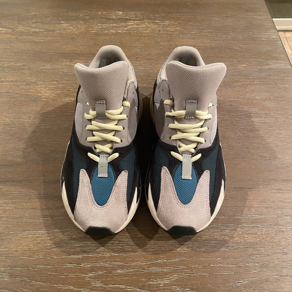 adidas Yeezy Boost 700 Wave Runner